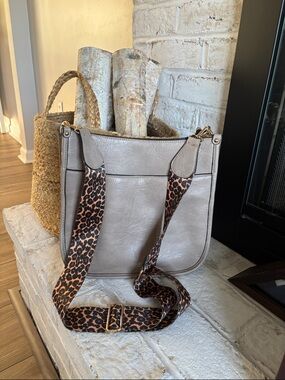 Taupe Leatherette Jen and Company Crossbody Tote with Leopard Strap